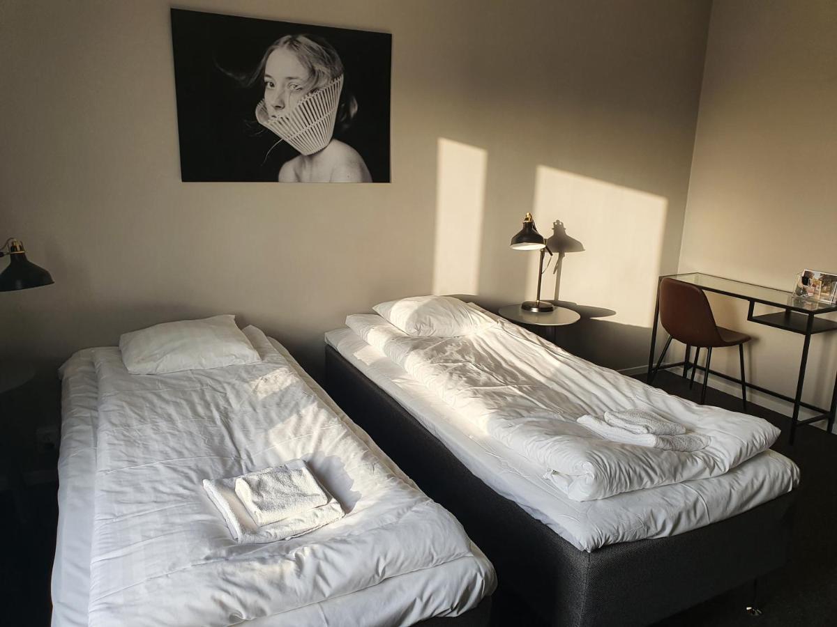 Briq Hotell Hova Exterior foto